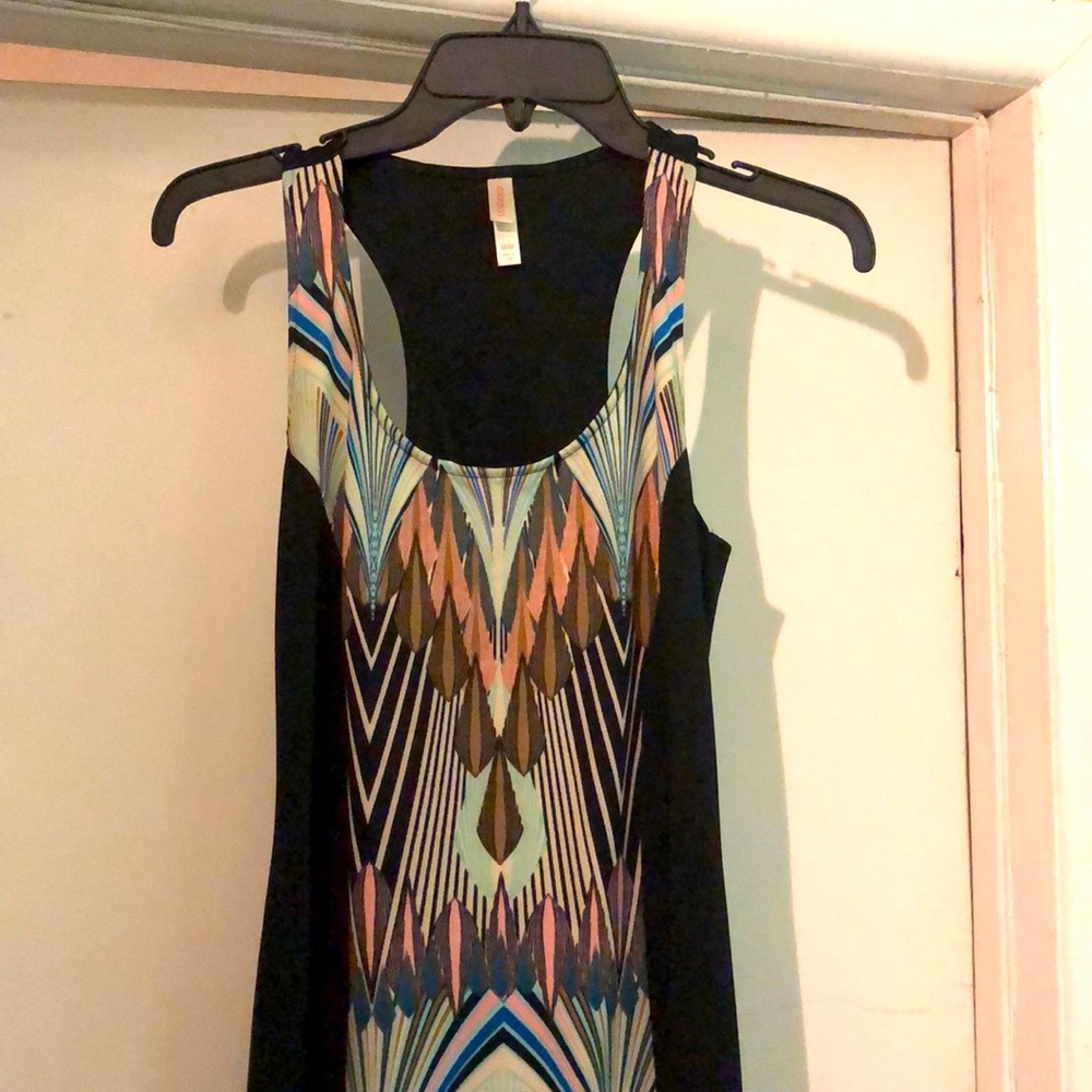 Aztec print fitted dress by Xhiliration. Sz M
